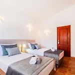 别墅 Shangri-la By Algarve Vacation 阿尔布费拉