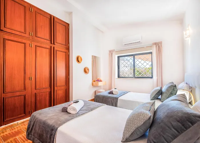 Shangri-la By Algarve Vacation Vila